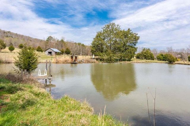 2480 Bancroft Road, Mcdonald, TN 37353