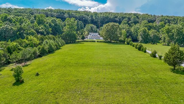 2480 Bancroft Road, Mcdonald, TN 37353