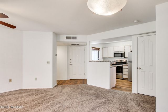 5751 N Kolb Rd Unit 42202, Tucson, AZ 85750