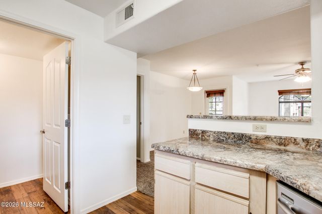 5751 N Kolb Rd Unit 42202, Tucson, AZ 85750