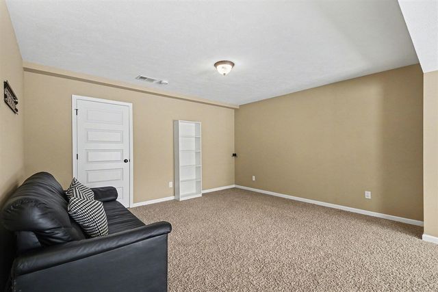 7947 High Knoll Drive, Byron Center, MI 49315