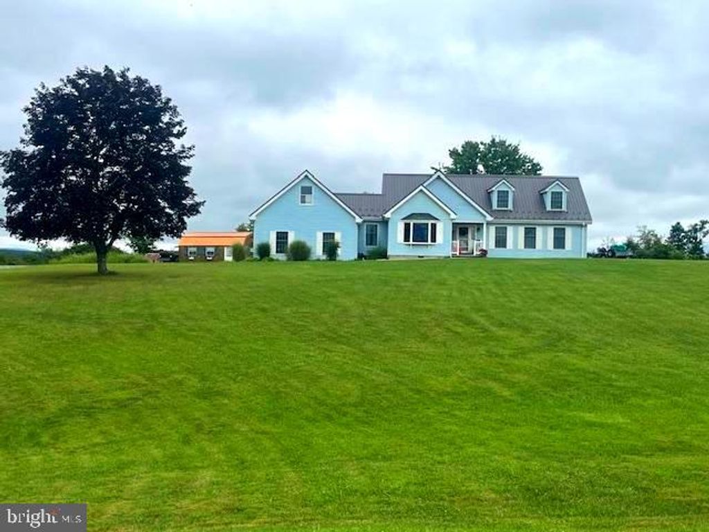 120 MILLER LN, Augusta, WV 26704
