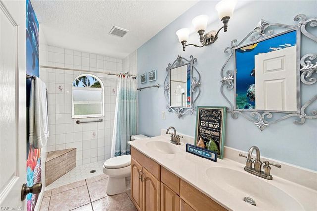 2138 SE 5th PL, Cape Coral, FL 33990