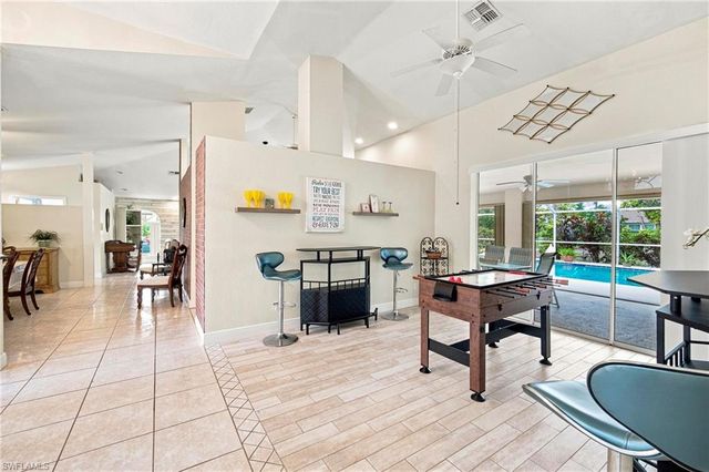 2138 SE 5th PL, Cape Coral, FL 33990