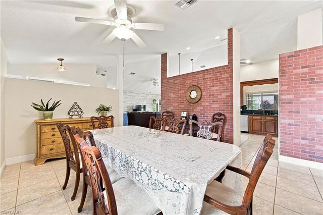 2138 SE 5th PL, Cape Coral, FL 33990