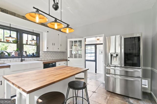 61 Clark Street, Newnan, GA 30263