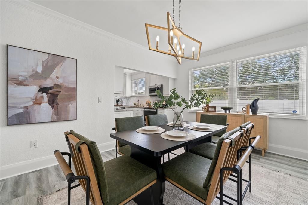 Image 15 of property listing at 205 N WESTLAND AVENUE, Tampa, FL 33606