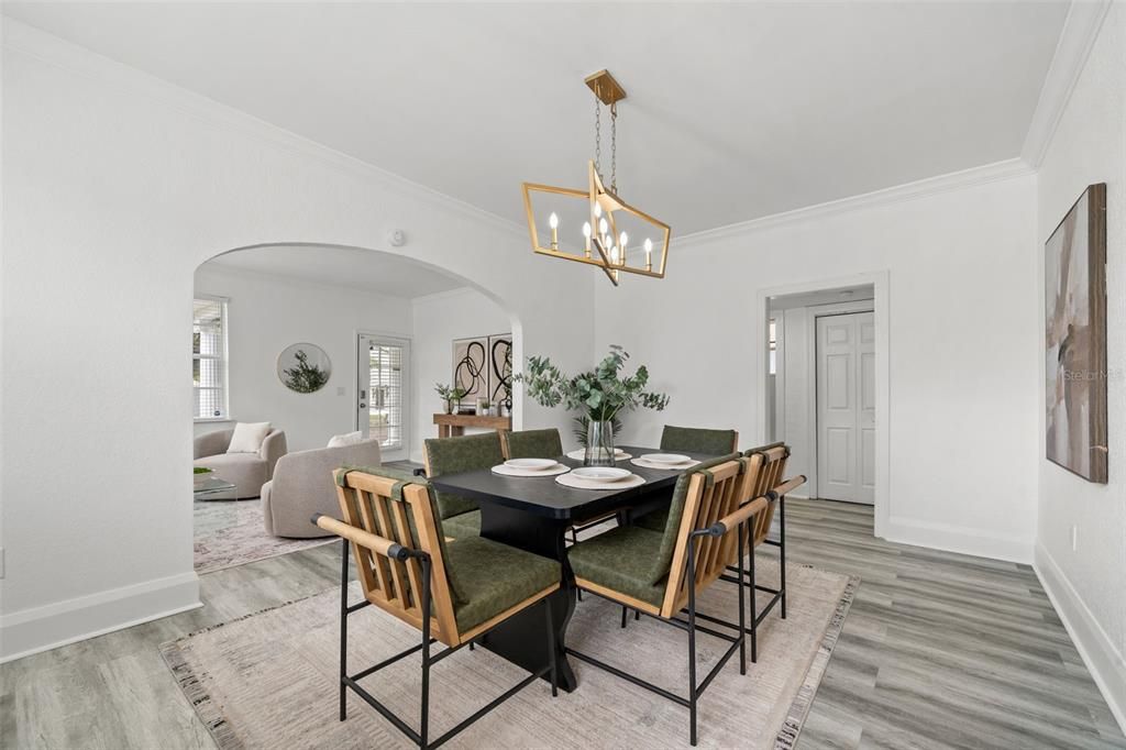 Image 19 of property listing at 205 N WESTLAND AVENUE, Tampa, FL 33606