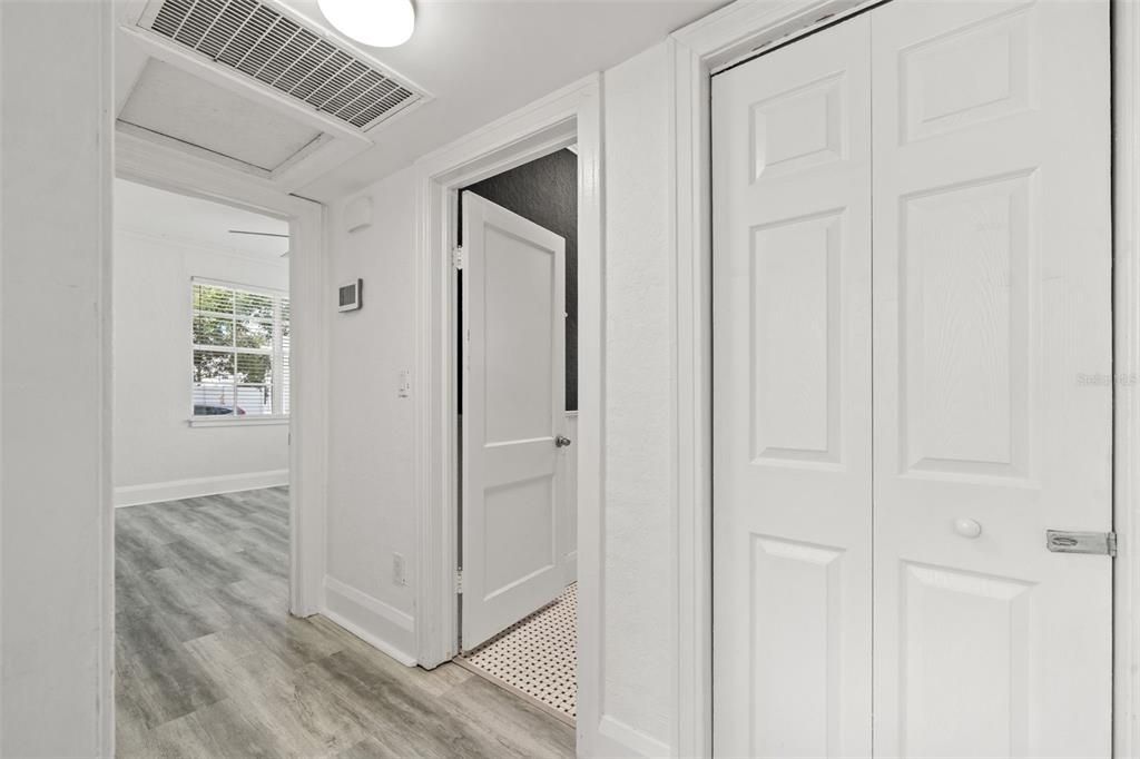 Image 31 of property listing at 205 N WESTLAND AVENUE, Tampa, FL 33606