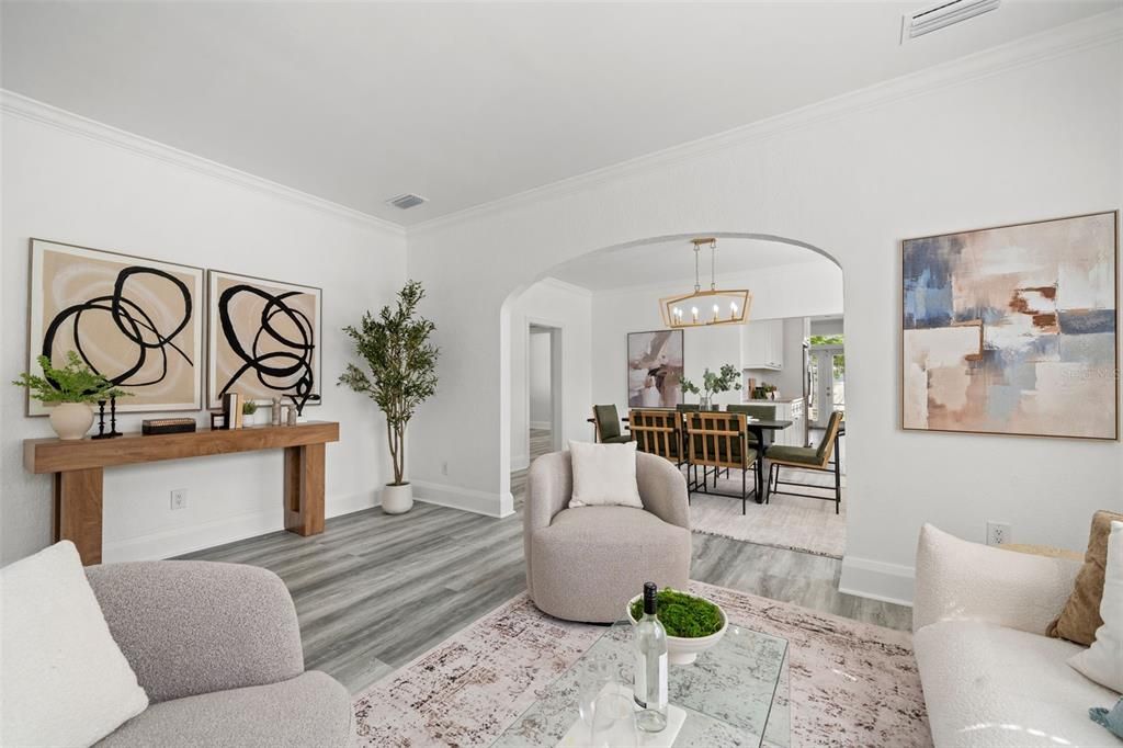 Image 7 of property listing at 205 N WESTLAND AVENUE, Tampa, FL 33606