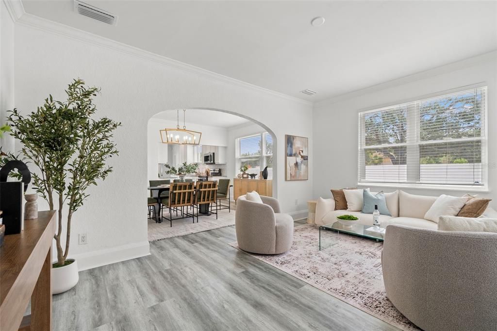 Image 8 of property listing at 205 N WESTLAND AVENUE, Tampa, FL 33606