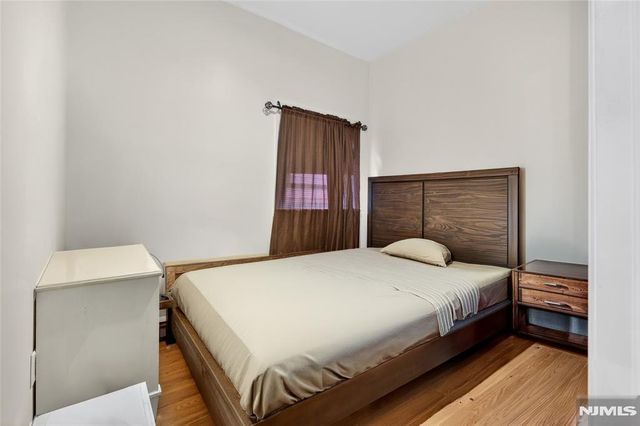 131 Paterson Avenue, Wallington, NJ 07057