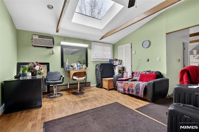 131 Paterson Avenue, Wallington, NJ 07057