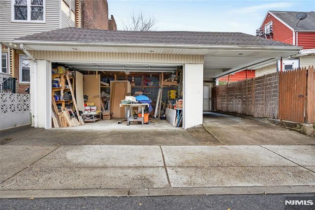 131 Paterson Avenue, Wallington, NJ 07057