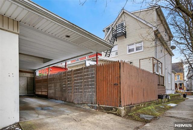 131 Paterson Avenue, Wallington, NJ 07057