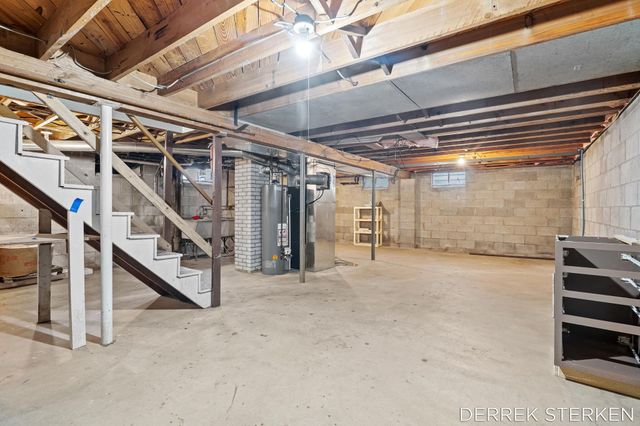 2437 Philo Avenue, Muskegon City, MI 49441