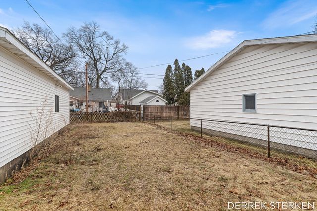 2437 Philo Avenue, Muskegon City, MI 49441