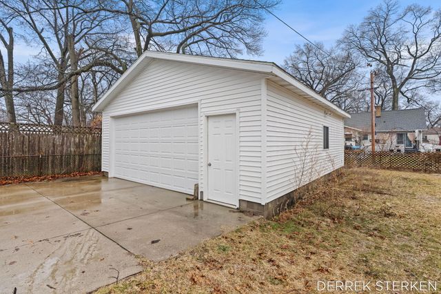 2437 Philo Avenue, Muskegon City, MI 49441