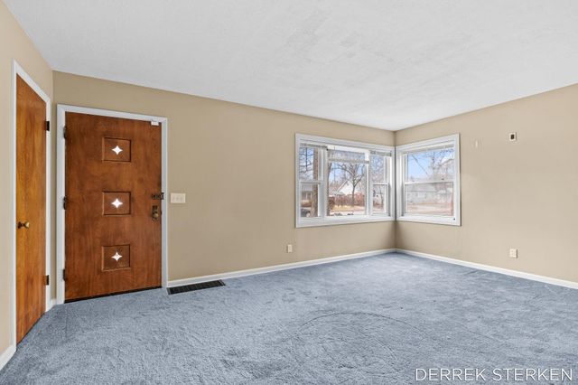 2437 Philo Avenue, Muskegon City, MI 49441