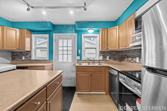 2437 Philo Avenue, Muskegon City, MI 49441