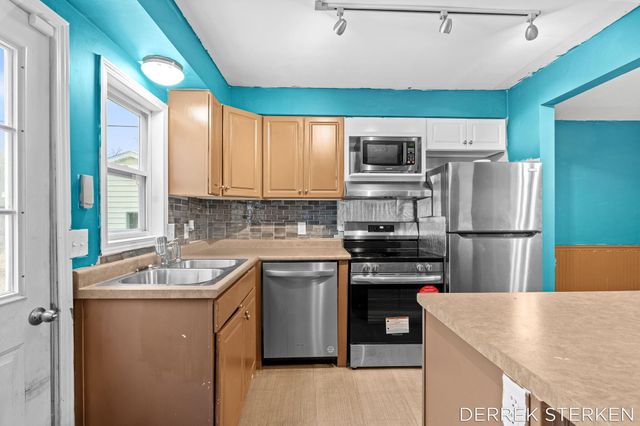 2437 Philo Avenue, Muskegon City, MI 49441