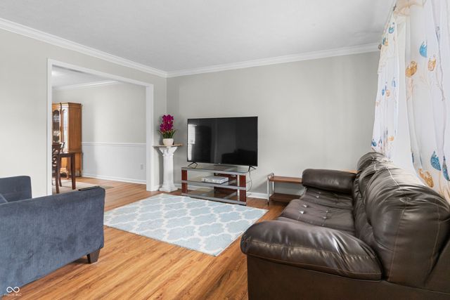 6951 Governors Pointe Boulevard, Indianapolis, IN 46217