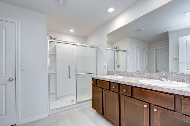 7760 BROAD POINTE DRIVE, Zephyrhills, FL 33540