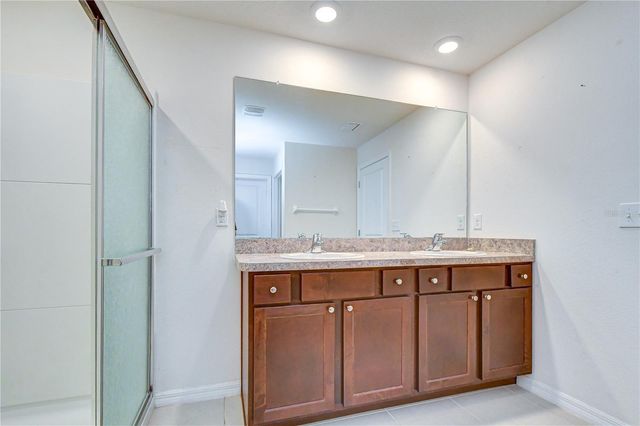7760 BROAD POINTE DRIVE, Zephyrhills, FL 33540