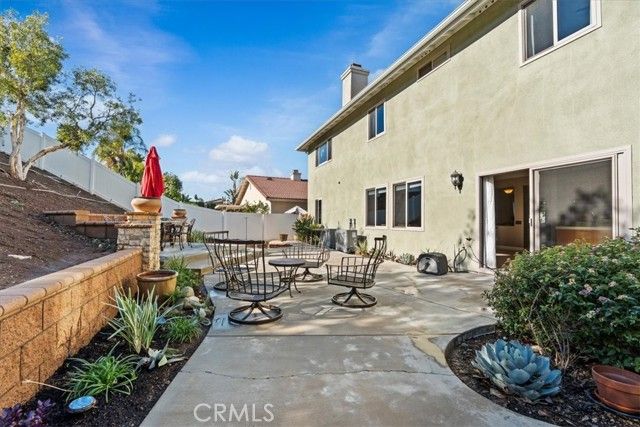 1388 Roadrunner Drive, Corona, CA 92881