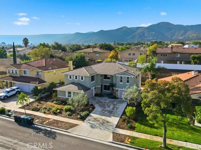 1388 Roadrunner Drive, Corona, CA 92881