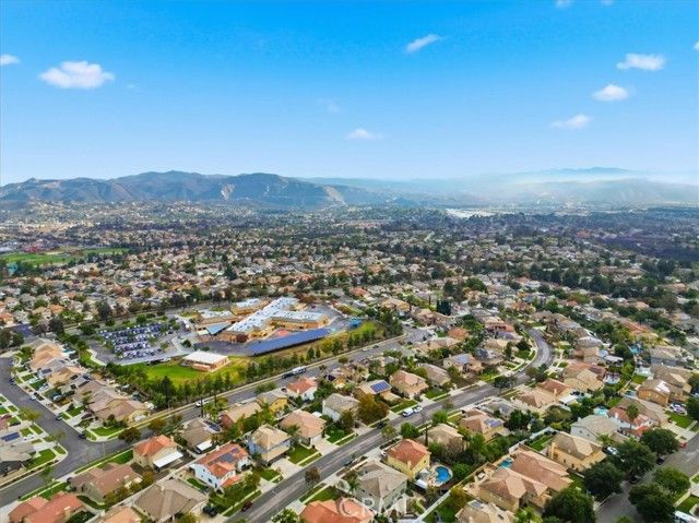 1388 Roadrunner Drive, Corona, CA 92881