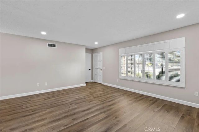 621 S Palm Avenue E, Hemet, CA 92543