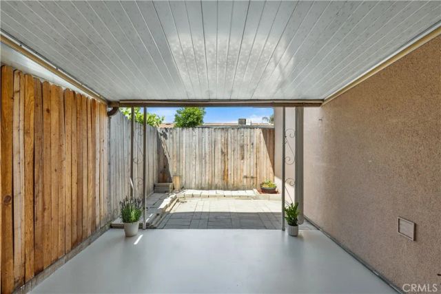 621 S Palm Avenue E, Hemet, CA 92543