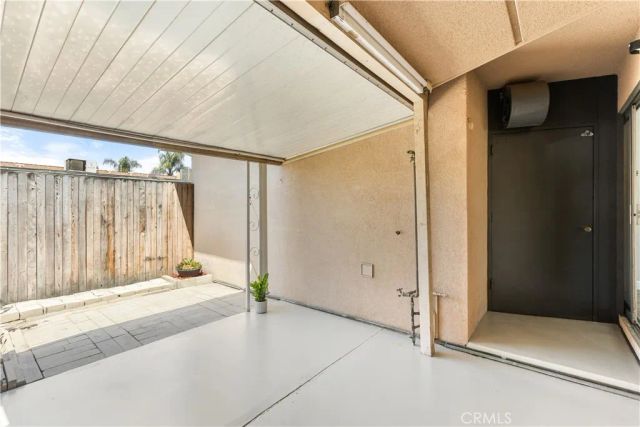 621 S Palm Avenue E, Hemet, CA 92543