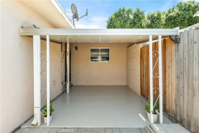 621 S Palm Avenue E, Hemet, CA 92543