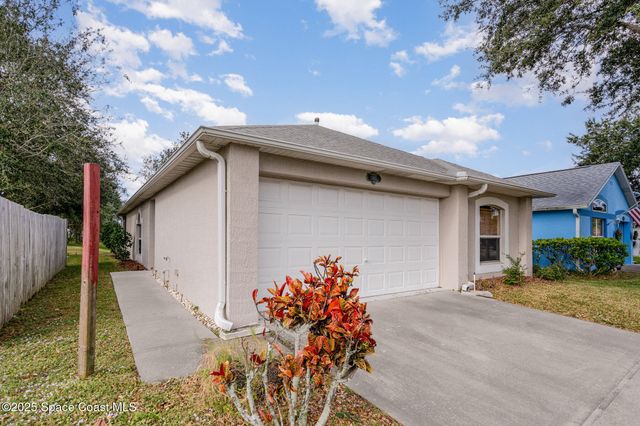 2885 Maderia Circle, Melbourne, FL 32935