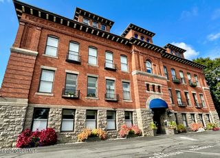 77 Van Dam Street 201, Saratoga Springs, Inside, NY 12866