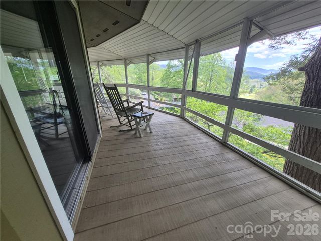 623 Country Club Drive, Canton, NC 28716