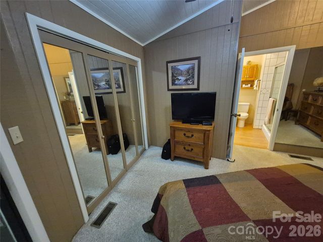 623 Country Club Drive, Canton, NC 28716