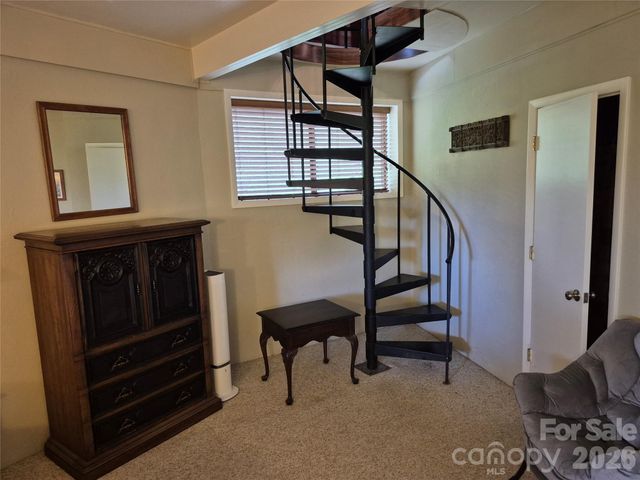 623 Country Club Drive, Canton, NC 28716