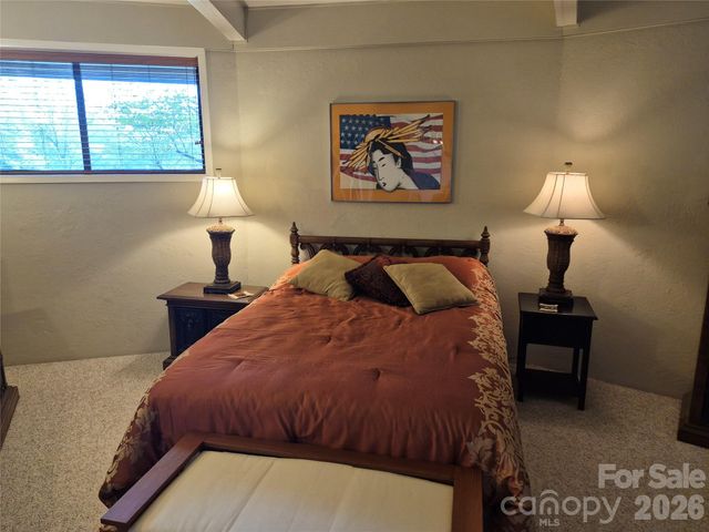 623 Country Club Drive, Canton, NC 28716