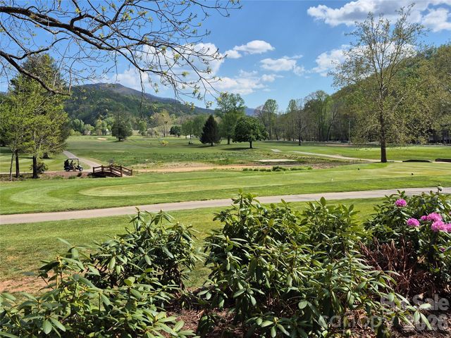 623 Country Club Drive, Canton, NC 28716