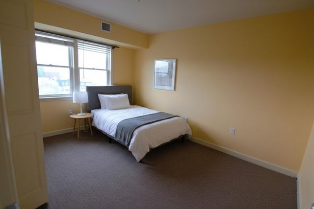 360 Revere Beach Blvd 416, Revere, MA 02151