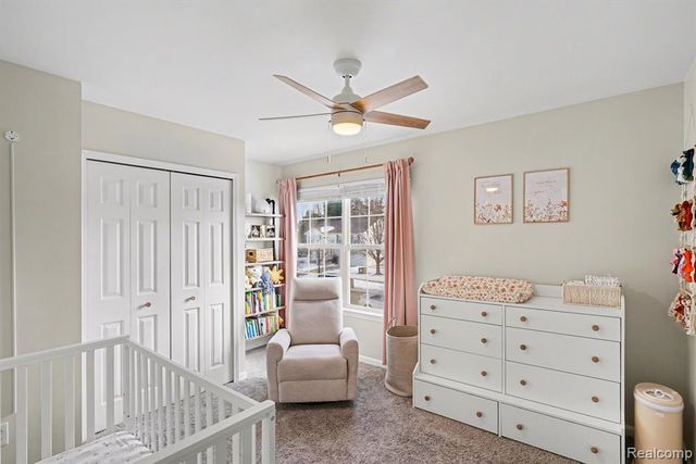 339 Andover Woods Drive, Fenton, MI 48430