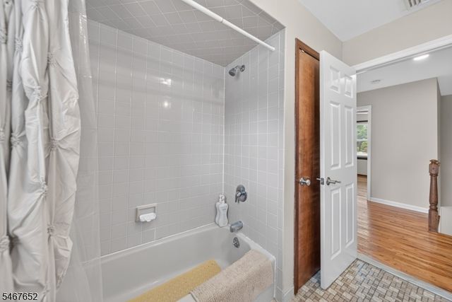 416 Vail Ct, South Plainfield Boro, NJ 07080