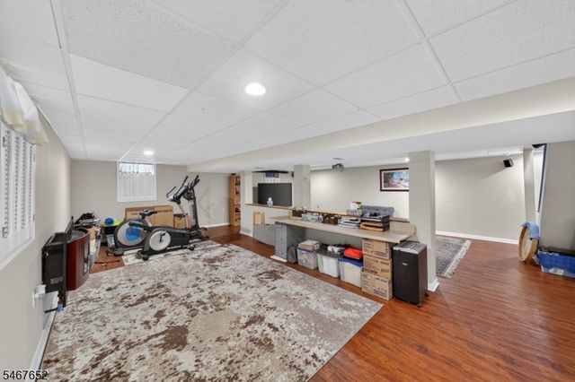 416 Vail Ct, South Plainfield Boro, NJ 07080