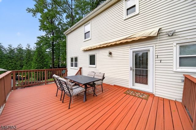 416 Vail Ct, South Plainfield Boro, NJ 07080