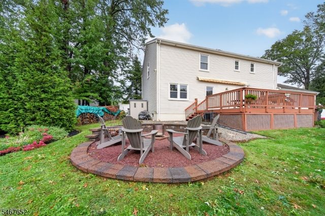 416 Vail Ct, South Plainfield Boro, NJ 07080