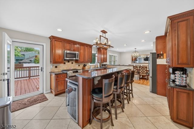416 Vail Ct, South Plainfield Boro, NJ 07080