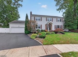 416 Vail Ct, South Plainfield Boro, NJ 07080